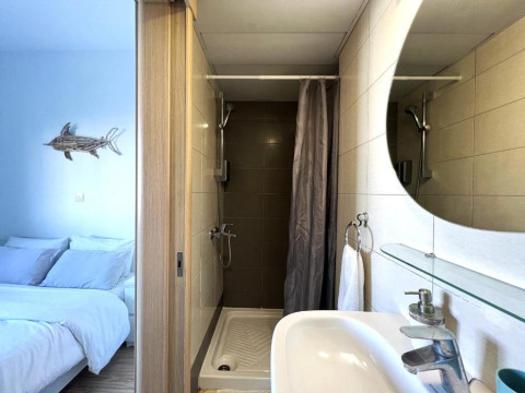 Eden Beach Apartments