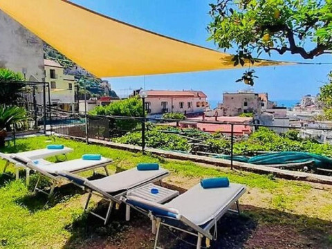 Eden Holiday Apartment