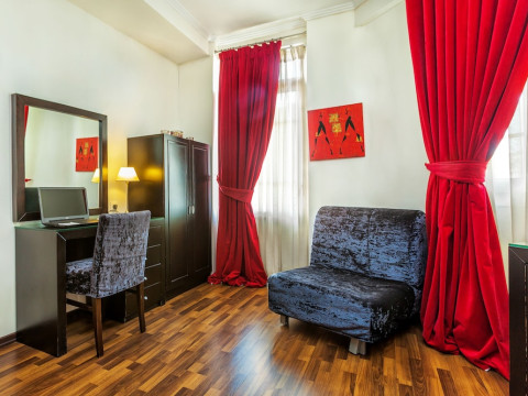 Egnatia Hotel