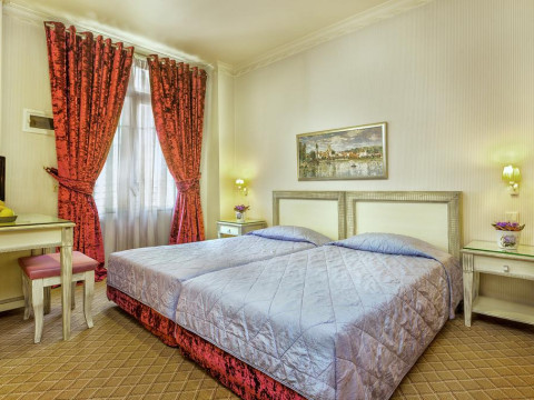 Egnatia Hotel