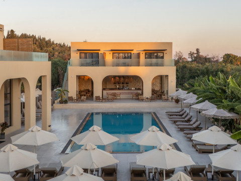 Ekati Mare Lifestyle Resort