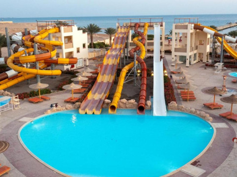 EL KARMA AQUA BEACH