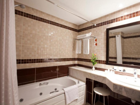 EL MOURADI PORT EL KANTAOUI