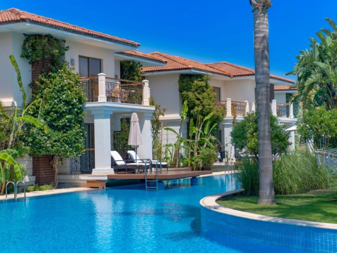 Myconian Ambassador & Thalasso Center