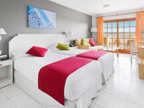 Elba Castillo San Jorge & Antigua Suite Hotel