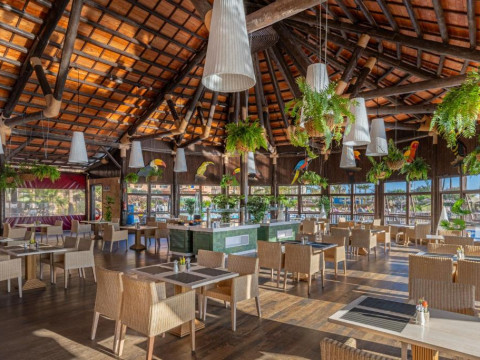Elba Sara Beach & Golf Resort
