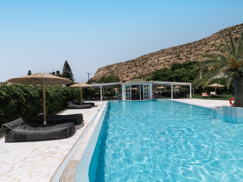 ELEA TERRA HOTEL
