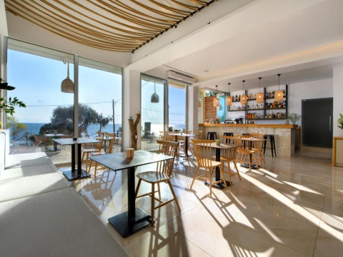 ELEALS BOUTIQUE HOTEL
