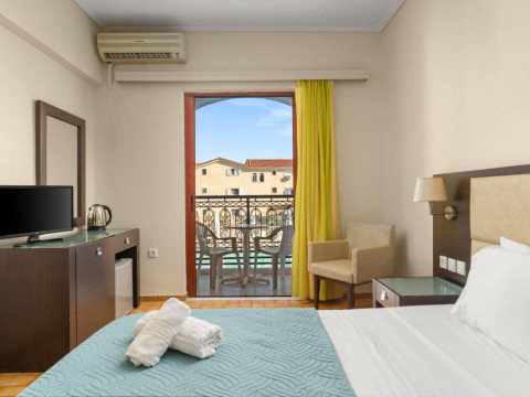 Eleana Hotel