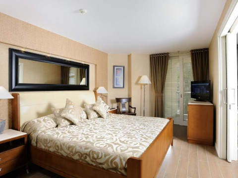 ELEGANCE HOTEL