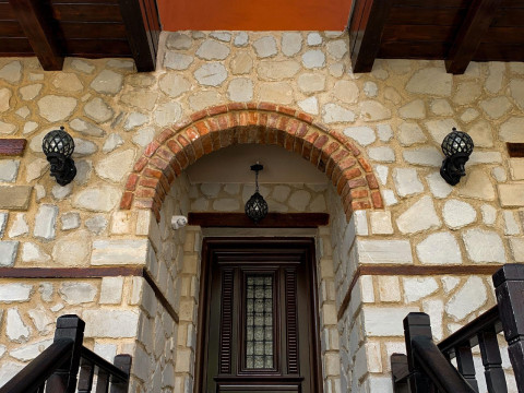 Elena Guesthouse
