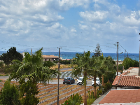 ELEONORA ANISSARAS HOTEL