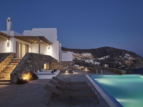 Elia White Residence