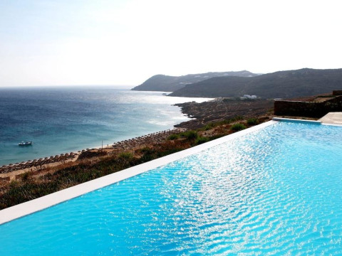 Elia White Residence
