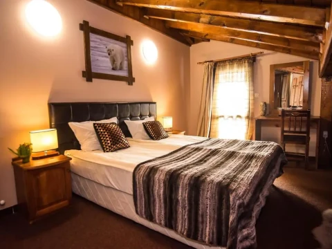 ELIDA FAMILY HOTEL