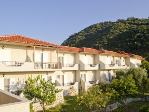 Elina Hotel