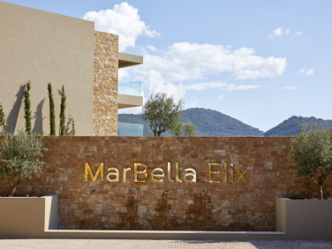 Elix, Mar-Bella Collection
