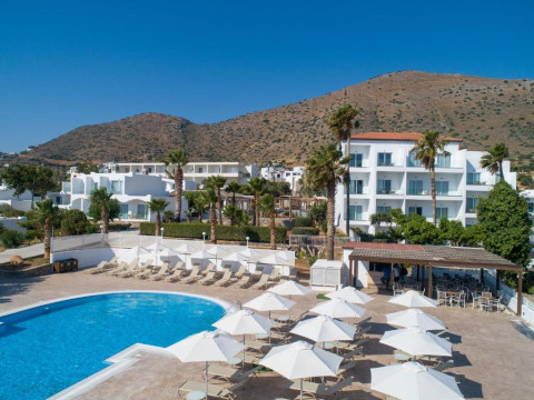 Elounda Breeze Resort
