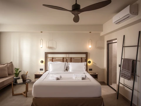 ELOUNDA INFINITY (ADULTS ONLY)
