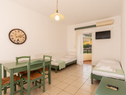 ELPIS APARTMENTS