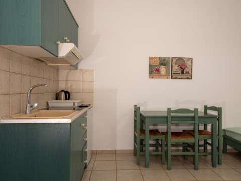 ELPIS APARTMENTS