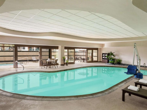 Embassy Suites by Hilton Convention Center Las Vegas