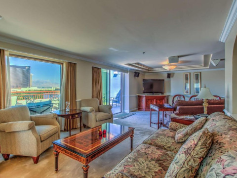 Embassy Suites by Hilton Convention Center Las Vegas