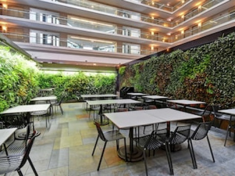 EMBASSY SUITES CHICAGO DOWNTOWN MAGNIFICENT MILE
