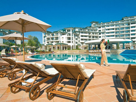 Emerald Beach Resort & Spa 