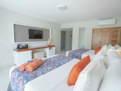 EMOTIONS BY HODELPA PUERTO PLATA