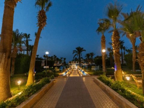 EMPIRE BEACH AQUA PARK
