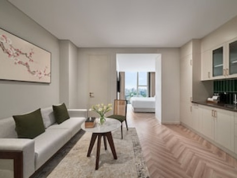 EPIC TOWER SWISS-BELRESIDENCES