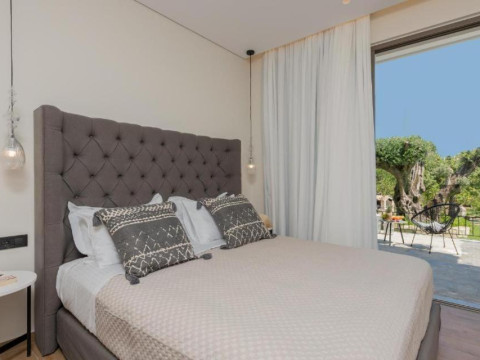 Eptanisos Beachfront Suites Zante