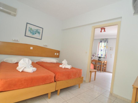 Erato Studios and Apartments