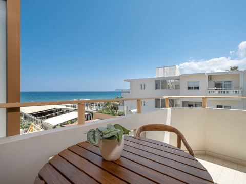 ESPERIDES BEACH HOTEL APARTMENTS