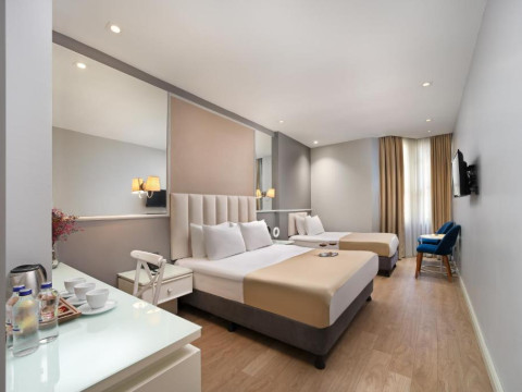 Ess Hotel