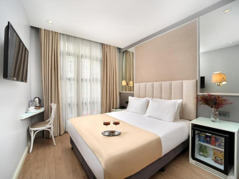 Ess Hotel