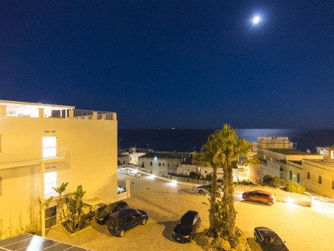 Est Hotel