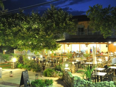 ESTELLE HOTEL