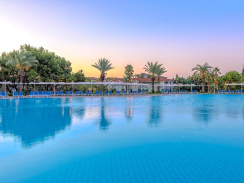 Asteria Family Resort Side