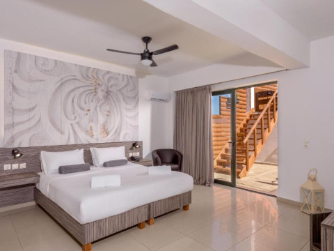 Eurohotel Katrin Suites