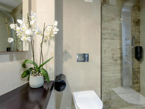 Eurohotel Katrin Suites