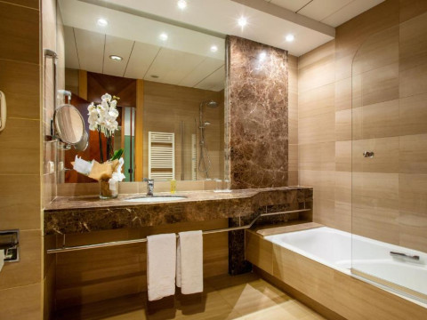 Eurostars Acteon Hotel