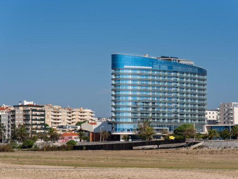 Eurostars Oasis Plaza Hotel