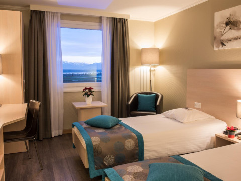 EVERNESS HOTEL AND RESORT