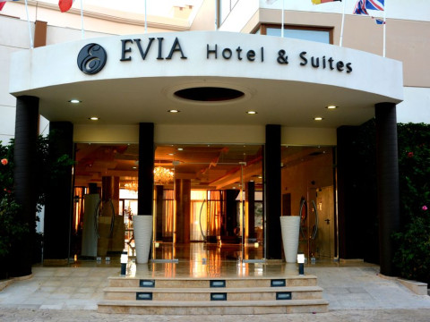 Evia Hotel & Suites