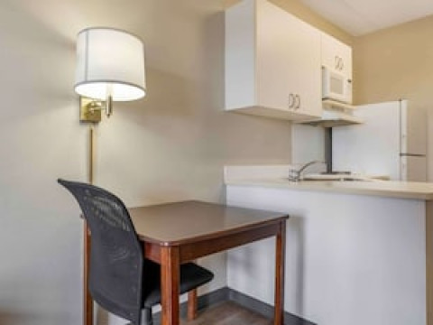 EXTENDED STAY AMERICA CHICAGO - MIDWAY