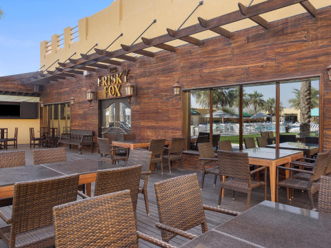 Al Hamra Village Hotel 