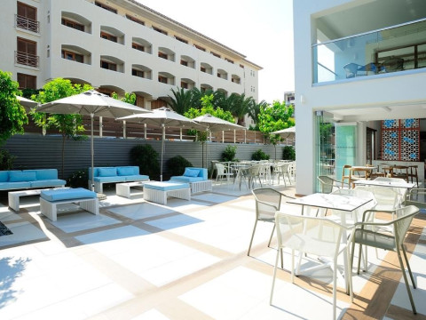 Atrium Ambiance Hotel