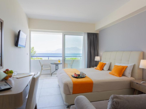 Faedra Beach Hotel